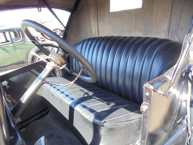 Berlină/ Sedan Ford Model T RUNABOUT: Foto 8