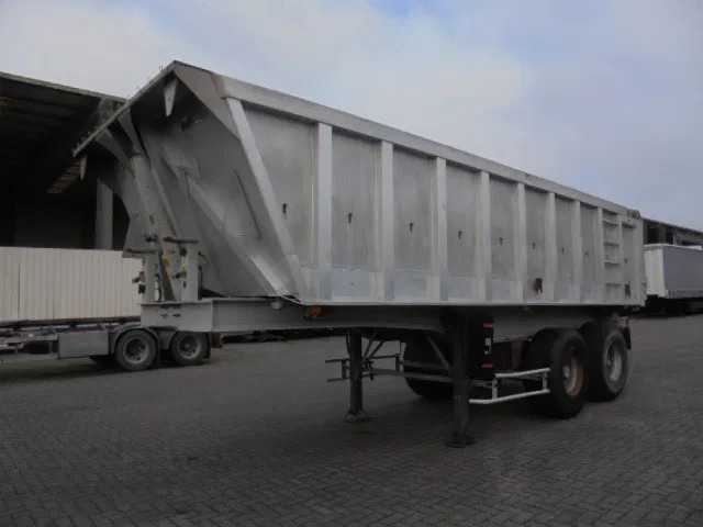 GT Trailers DF33C11A BENALU - Semiremorcă basculantă: Foto 1 GT Trailers DF33C11A BENALU - Semiremorcă basculantă: Foto 1