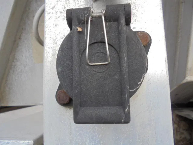 Semiremorcă basculantă GT Trailers DF33C11A BENALU: Foto 13 Semiremorcă basculantă GT Trailers DF33C11A BENALU: Foto 13