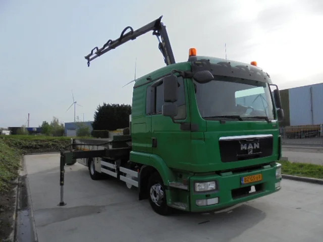 MAN TGL 12.220 - Camion platformă, Camion cu macara: Foto 4 MAN TGL 12.220 - Camion platformă, Camion cu macara: Foto 4
