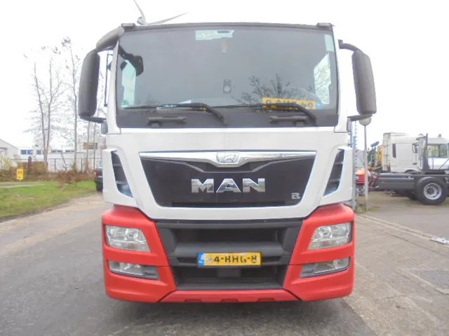 MAN TGS 23.400 LL.U 6X2 - Camion transport auto: Foto 3 MAN TGS 23.400 LL.U 6X2 - Camion transport auto: Foto 3