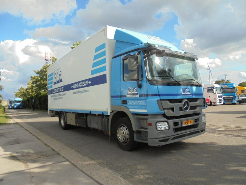 Mercedes-Benz Actros 1841 ACTROS 1841 L - Camion furgon: Foto 2 Mercedes-Benz Actros 1841 ACTROS 1841 L - Camion furgon: Foto 2