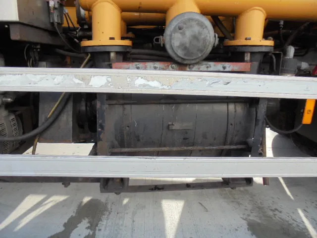 Mercedes-Benz Actros 2532 LENA ADR - Maşină pentru vidanjări: Foto 4 Mercedes-Benz Actros 2532 LENA ADR - Maşină pentru vidanjări: Foto 4