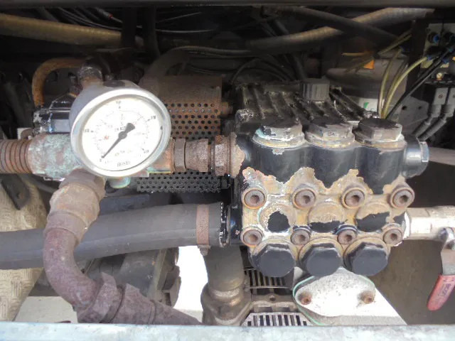 Mercedes-Benz Actros 2532 LENA ADR - Maşină pentru vidanjări: Foto 5 Mercedes-Benz Actros 2532 LENA ADR - Maşină pentru vidanjări: Foto 5