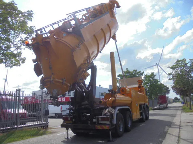 Mercedes-Benz Actros 4141K MEGA VAC - Maşină pentru vidanjări: Foto 3 Mercedes-Benz Actros 4141K MEGA VAC - Maşină pentru vidanjări: Foto 3