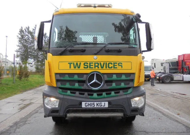 Mercedes-Benz Antos 1824 4X2 - Camion cu sistem de cablu: Foto 2 Mercedes-Benz Antos 1824 4X2 - Camion cu sistem de cablu: Foto 2