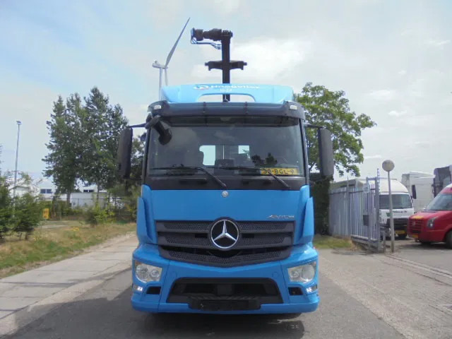 Mercedes-Benz Antos 2733 - Camion cu sistem de cablu: Foto 2 Mercedes-Benz Antos 2733 - Camion cu sistem de cablu: Foto 2