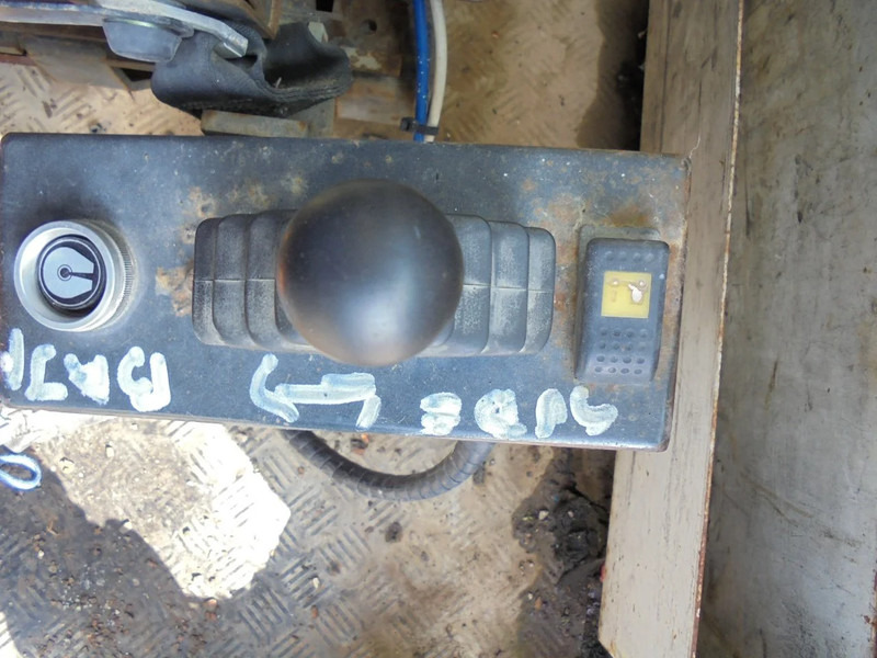 Tractor terminal Terberg YT 180: Foto 8