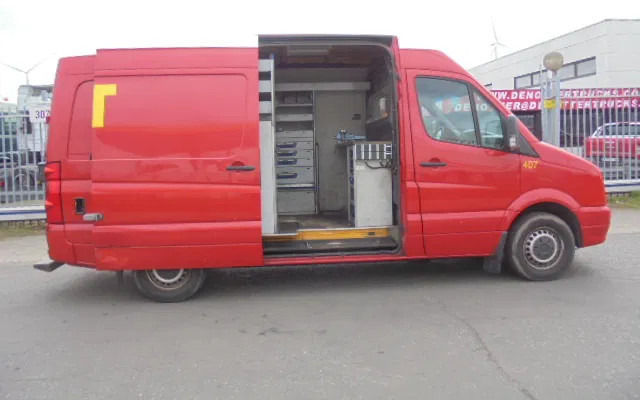 Volkswagen Crafter 35 BESTEL L2 H2 2.5 TDI 80 KW SERVICE CAR COMPLEET - Dubă: Foto 3 Volkswagen Crafter 35 BESTEL L2 H2 2.5 TDI 80 KW SERVICE CAR COMPLEET - Dubă: Foto 3