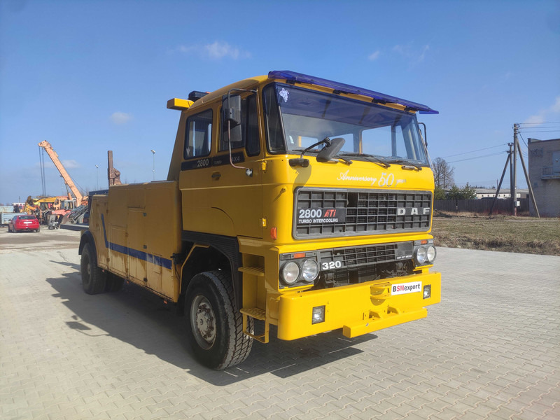 DAF 2800 Ati tow truck - Maşină de tractare: Foto 2 DAF 2800 Ati tow truck - Maşină de tractare: Foto 2