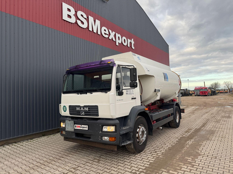 MAN FE 18.280, 13300 l - Camion cisternă: Foto 1 MAN FE 18.280, 13300 l - Camion cisternă: Foto 1