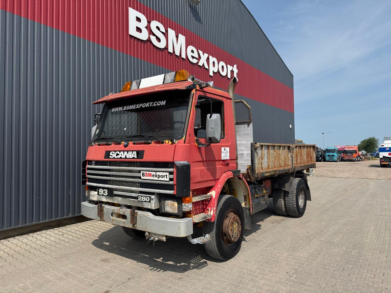 Scania 93, 4x4 - Camion basculantă: Foto 1 Scania 93, 4x4 - Camion basculantă: Foto 1