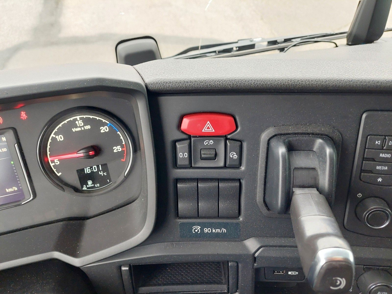 Cap tractor Scania R 450 A4X2NA: Foto 33 Cap tractor Scania R 450 A4X2NA: Foto 33