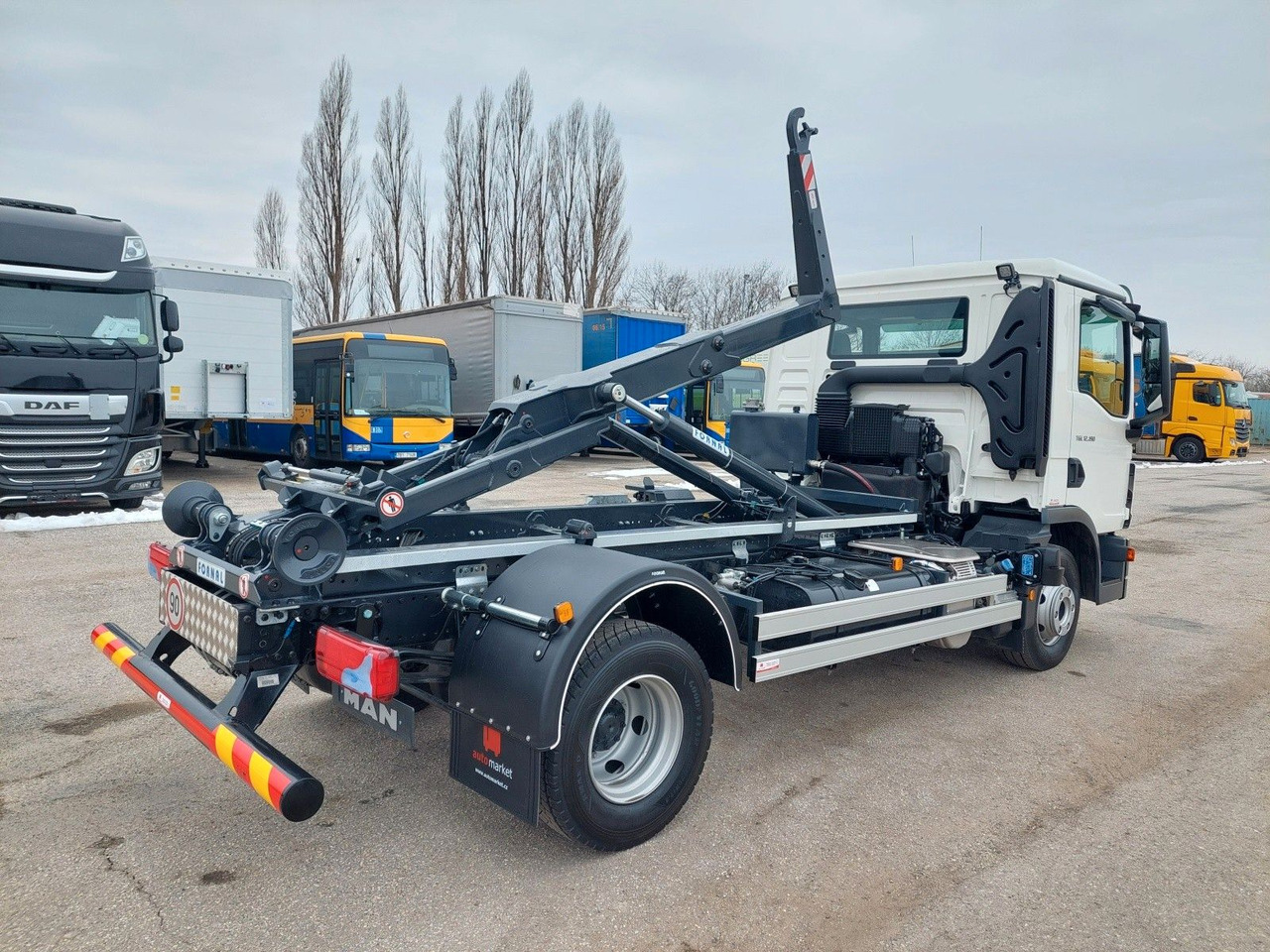 MAN TG3 TGL 12.190 BB 4x2 - Camion cu cârlig: Foto 4 MAN TG3 TGL 12.190 BB 4x2 - Camion cu cârlig: Foto 4