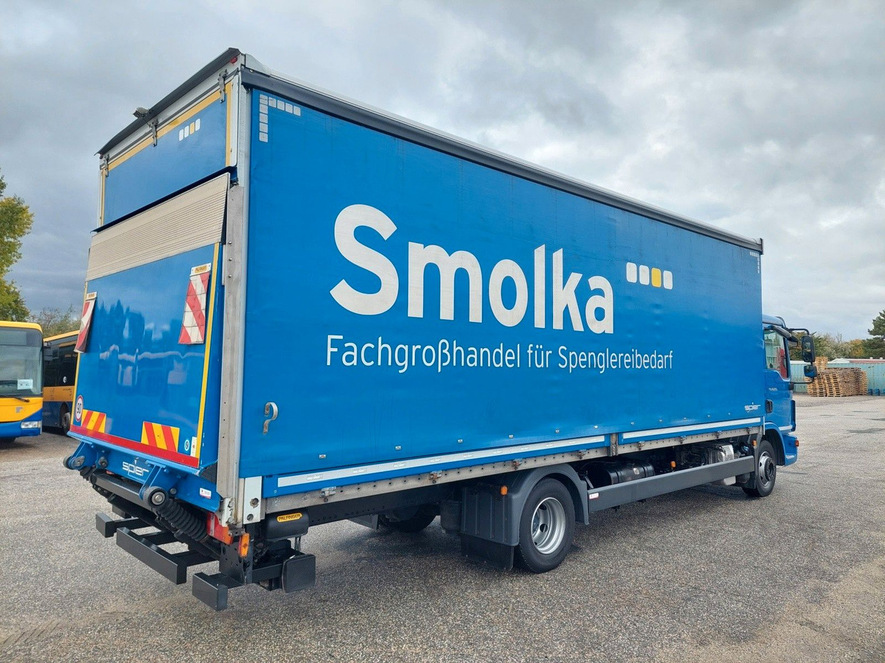 MAN TGL 12.250 BL 4x2 - Camion cu prelată: Foto 4 MAN TGL 12.250 BL 4x2 - Camion cu prelată: Foto 4