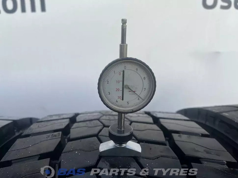 Bridgestone Bridgestone 315/70R22.5 DURAVIS R-DRIVE002 154/150 M+S 3PMSF gebruikte set - Anvelopă pentru Camion: Foto 3 Bridgestone Bridgestone 315/70R22.5 DURAVIS R-DRIVE002 154/150 M+S 3PMSF gebruikte set - Anvelopă pentru Camion: Foto 3