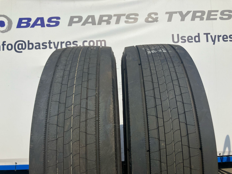 Bridgestone Bridgestone 315/70R22.5 Enliten Steer 154/150 M+S 3PMSF gebruikte set - Anvelopă pentru Camion: Foto 2 Bridgestone Bridgestone 315/70R22.5 Enliten Steer 154/150 M+S 3PMSF gebruikte set - Anvelopă pentru Camion: Foto 2