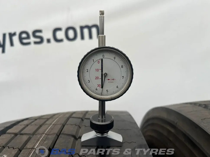 Bridgestone Bridgestone 315/80R22.5 DURAVIS R-STEER002 156/150 M+S 3PMSF gebruikte set - Anvelopă pentru Camion: Foto 3 Bridgestone Bridgestone 315/80R22.5 DURAVIS R-STEER002 156/150 M+S 3PMSF gebruikte set - Anvelopă pentru Camion: Foto 3