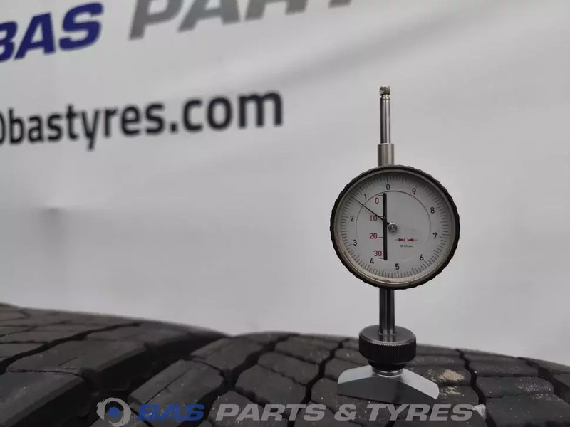 Continental Continental 315/70R22.5 Eco HD5 154/150 M+S 3PMSF gebruikte set - Anvelopă pentru Camion: Foto 3 Continental Continental 315/70R22.5 Eco HD5 154/150 M+S 3PMSF gebruikte set - Anvelopă pentru Camion: Foto 3