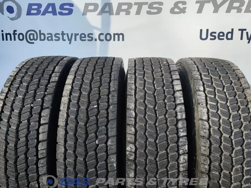 Continental Continental 315/80R22.5 Scandinavia HD3 156/150 M+S 3PMSF gebruikte set - Anvelopă pentru Camion: Foto 2 Continental Continental 315/80R22.5 Scandinavia HD3 156/150 M+S 3PMSF gebruikte set - Anvelopă pentru Camion: Foto 2