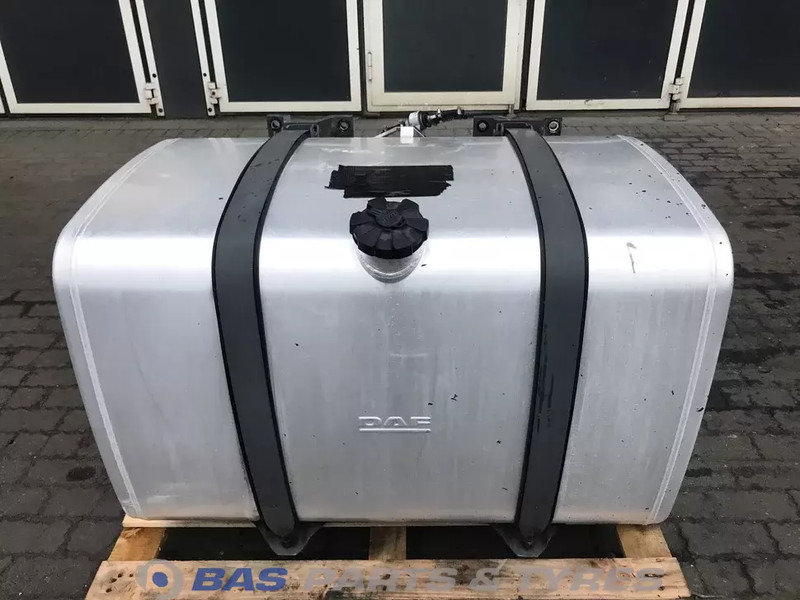 DAF Brandstoftank DAF 495 Liter 1949909 - Rezervor combustibil pentru Camion: Foto 1 DAF Brandstoftank DAF 495 Liter 1949909 - Rezervor combustibil pentru Camion: Foto 1