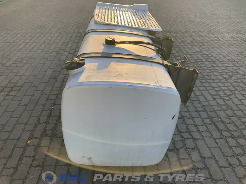 DAF Brandstoftank DAF 950 Liter 2140065 - Rezervor combustibil pentru Camion: Foto 2 DAF Brandstoftank DAF 950 Liter 2140065 - Rezervor combustibil pentru Camion: Foto 2