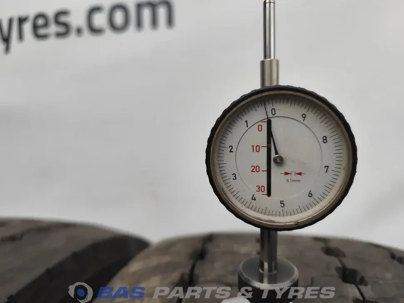 Goodyear Goodyear 315/60R22.5 KMax S Gen-2 154/148 M+S 3PMSF gebruikte set - Anvelopă pentru Camion: Foto 3 Goodyear Goodyear 315/60R22.5 KMax S Gen-2 154/148 M+S 3PMSF gebruikte set - Anvelopă pentru Camion: Foto 3