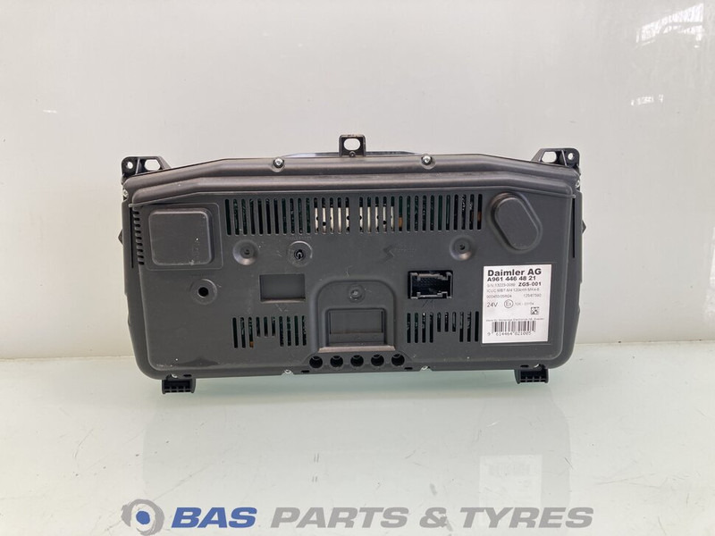 Mercedes-Benz Actros MP4 Instrumentenpaneel Mercedes A 011 446 76 21 - Tablou de bord pentru Camion: Foto 2 Mercedes-Benz Actros MP4 Instrumentenpaneel Mercedes A 011 446 76 21 - Tablou de bord pentru Camion: Foto 2
