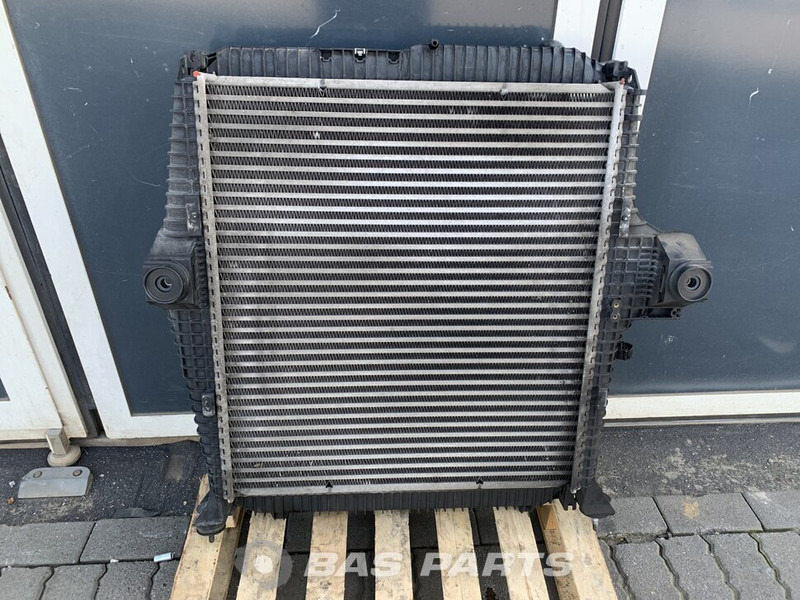 Mercedes-Benz Atego Koelerpakket Mercedes OM936LA 240 A 967 500 05 01 - Radiator pentru Camion: Foto 2 Mercedes-Benz Atego Koelerpakket Mercedes OM936LA 240 A 967 500 05 01 - Radiator pentru Camion: Foto 2