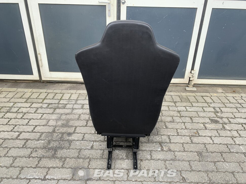 Renault Bijrijdersstoel Renault 7482514839 - Scaun pentru Camion: Foto 3 Renault Bijrijdersstoel Renault 7482514839 - Scaun pentru Camion: Foto 3