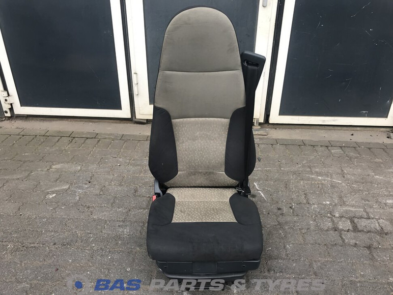 Renault Premium (Meerdere types) Bestuurdersstoel Renault 7422289046 - Scaun pentru Camion: Foto 1 Renault Premium (Meerdere types) Bestuurdersstoel Renault 7422289046 - Scaun pentru Camion: Foto 1