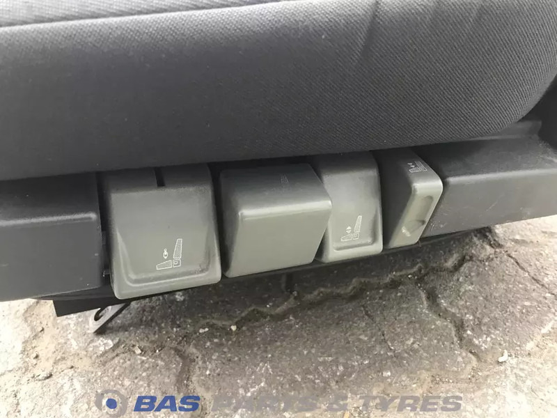 Renault Premium (Meerdere types) Bestuurdersstoel Renault 7422289046 - Scaun pentru Camion: Foto 5 Renault Premium (Meerdere types) Bestuurdersstoel Renault 7422289046 - Scaun pentru Camion: Foto 5