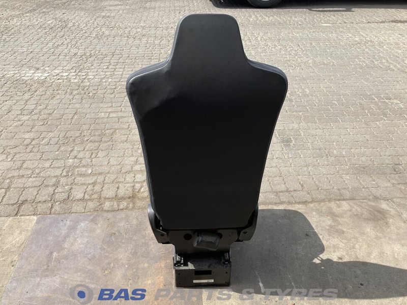 Renault T-Serie Bijrijdersstoel Renault 7482269090 - Scaun pentru Camion: Foto 3 Renault T-Serie Bijrijdersstoel Renault 7482269090 - Scaun pentru Camion: Foto 3