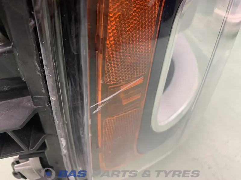 Scania Koplamp Rechts 2674391 - Far pentru Camion: Foto 2 Scania Koplamp Rechts 2674391 - Far pentru Camion: Foto 2