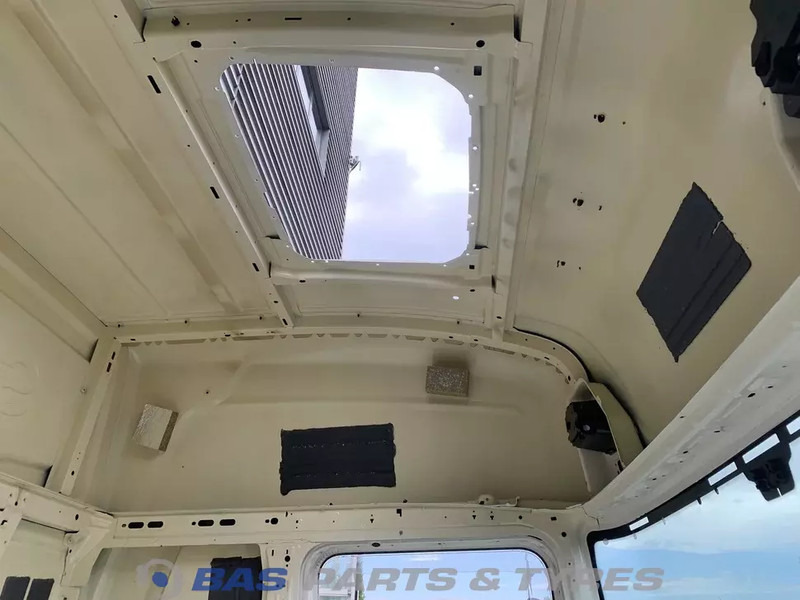 Scania R-Serie NextGen Scania CR-20 Highline L3H2 2047000 - Cabină și interior pentru Camion: Foto 5 Scania R-Serie NextGen Scania CR-20 Highline L3H2 2047000 - Cabină și interior pentru Camion: Foto 5