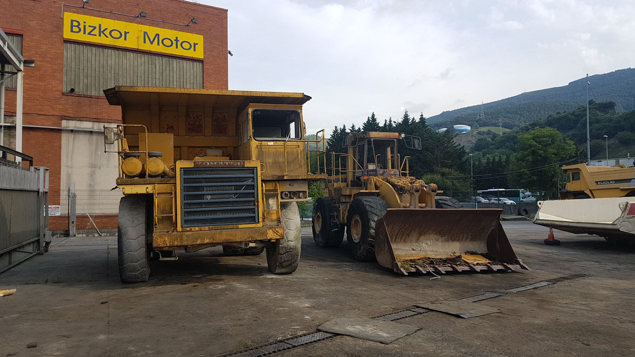 KOMATSU HD 325.5 - Camion minier: Foto 1 KOMATSU HD 325.5 - Camion minier: Foto 1