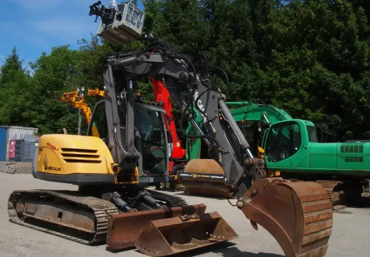 Koparka gąsienicowa Mecalac MC 714 2009 Koparka Mecalac - Excavator pe şenile: Foto 2 Koparka gąsienicowa Mecalac MC 714 2009 Koparka Mecalac - Excavator pe şenile: Foto 2