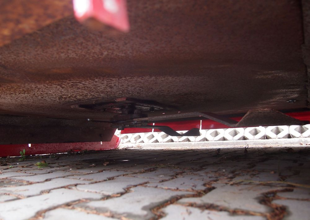 Kosiarka Kuhn 2005 - Tocător resturi vegetale: Foto 3 Kosiarka Kuhn 2005 - Tocător resturi vegetale: Foto 3