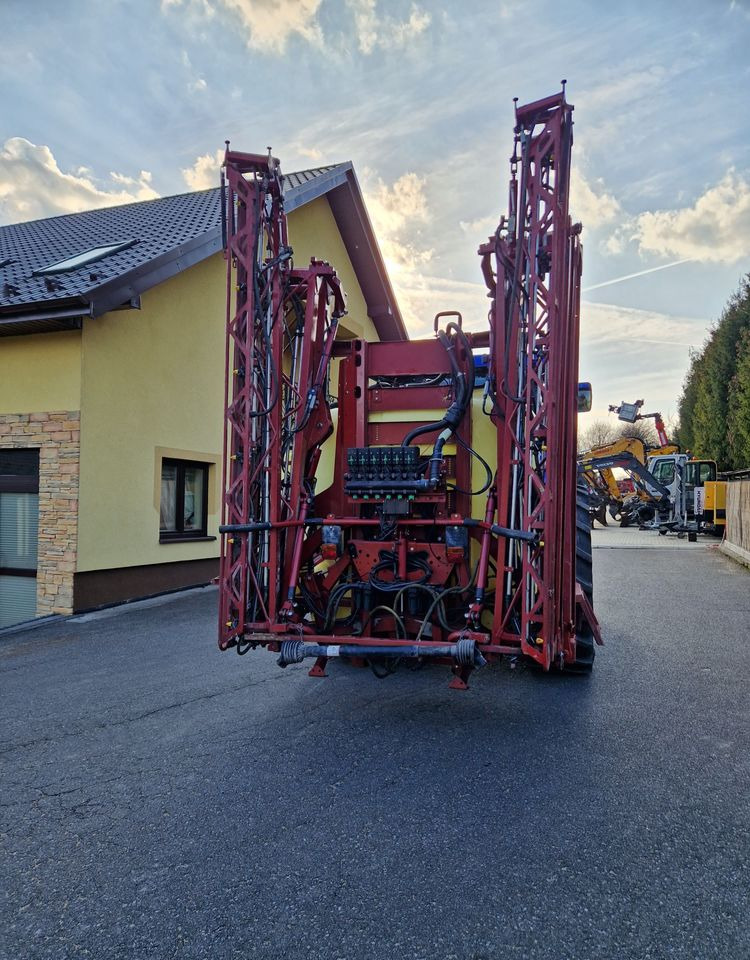 Opryskiwacz Hardi Master plus 1200 2014 Opryskiwacz zawieszany HARDI - Maşină de erbicidat purtata: Foto 2 Opryskiwacz Hardi Master plus 1200 2014 Opryskiwacz zawieszany HARDI - Maşină de erbicidat purtata: Foto 2