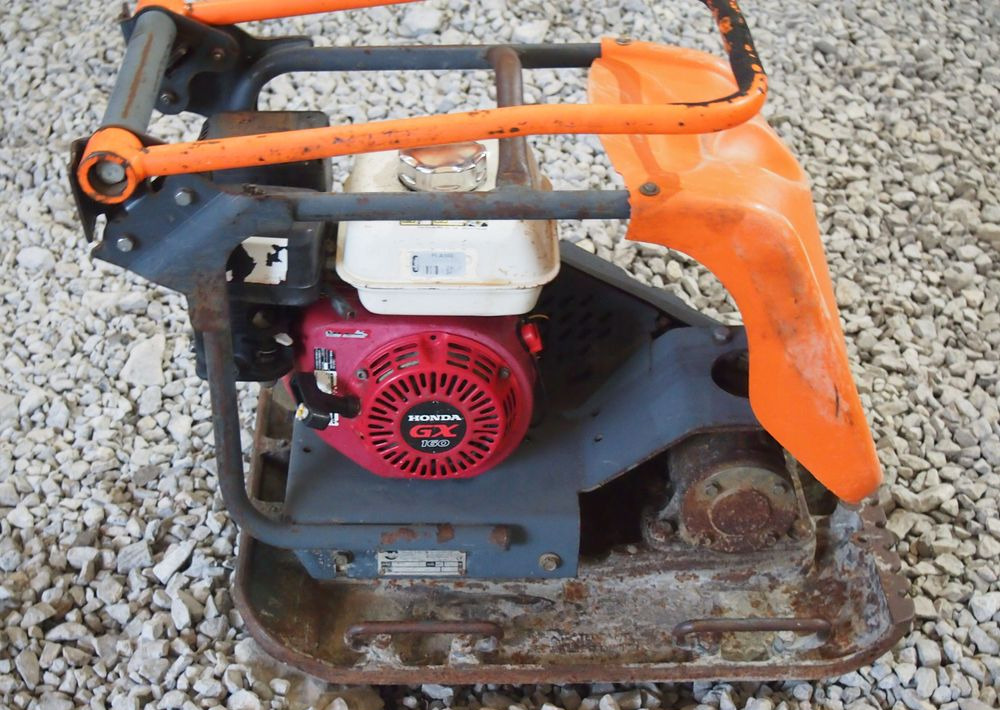 Ubijarka Belle PC5000E 2009 Zagęszczarka ubijarka Bella - Placă compactoare: Foto 2 Ubijarka Belle PC5000E 2009 Zagęszczarka ubijarka Bella - Placă compactoare: Foto 2