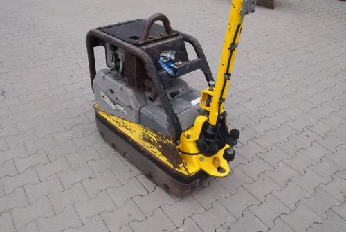 Ubijarka Wacker 4045 2011 - Placă compactoare: Foto 5 Ubijarka Wacker 4045 2011 - Placă compactoare: Foto 5