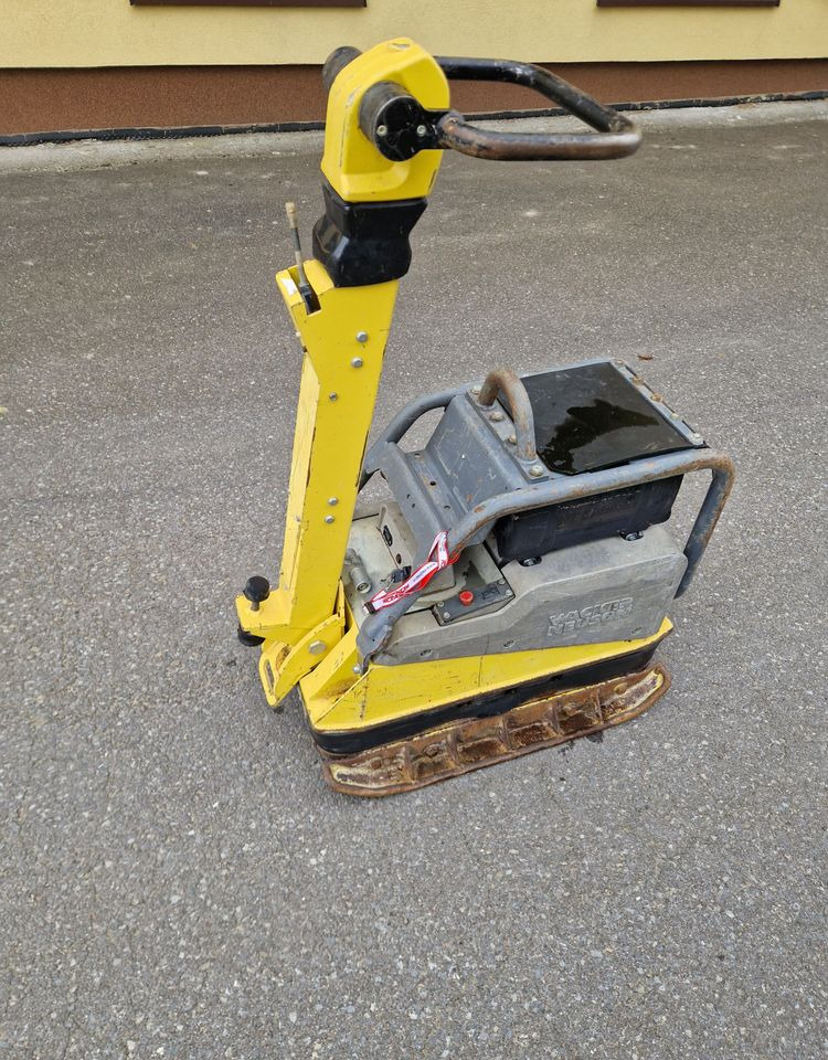 Ubijarka Wacker DPU 4545 2018 Ubijarka zagęszczarka płyta Wacker DPU 4545 - Placă compactoare: Foto 1 Ubijarka Wacker DPU 4545 2018 Ubijarka zagęszczarka płyta Wacker DPU 4545 - Placă compactoare: Foto 1