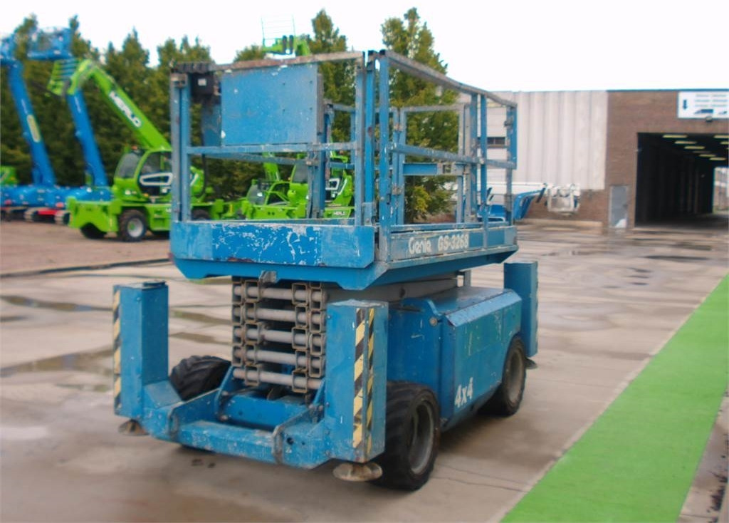 Genie GS3268RT - Platforma foarfeca: Foto 4 Genie GS3268RT - Platforma foarfeca: Foto 4