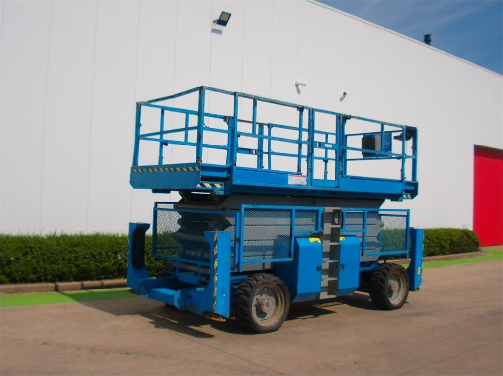 Genie GS5390RT - Platforma foarfeca: Foto 2 Genie GS5390RT - Platforma foarfeca: Foto 2