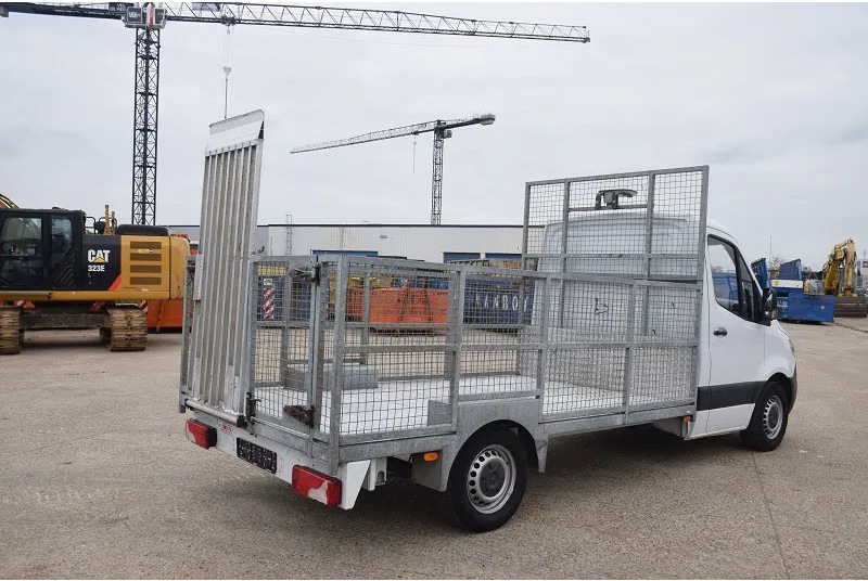 Mercedes-Benz Sprinter 316 - Autoutilitară cu platformă: Foto 5 Mercedes-Benz Sprinter 316 - Autoutilitară cu platformă: Foto 5