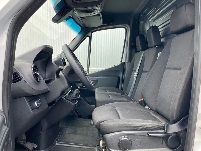 Mercedes-Benz Sprinter 317 CDI*NEW XARIOS 350*L2H2*360°CAMERA*TEMPOMAT*NAVIGATIE* - Autoutilitară frigorifica: Foto 3 Mercedes-Benz Sprinter 317 CDI*NEW XARIOS 350*L2H2*360°CAMERA*TEMPOMAT*NAVIGATIE* - Autoutilitară frigorifica: Foto 3