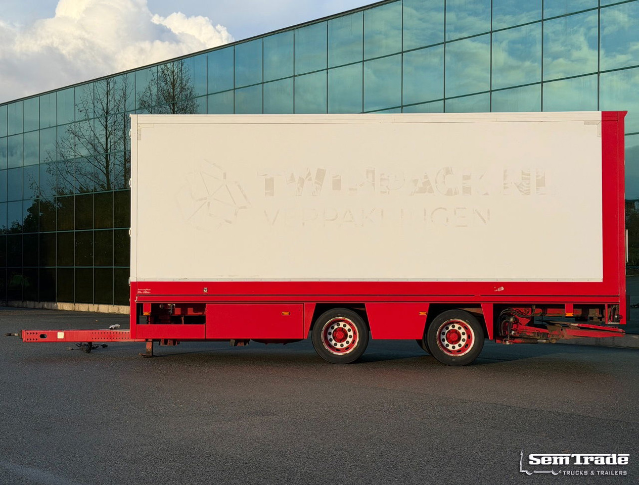 Trias 812-190 Theo Mulder Isolated BOX Disc Brakes Tail Lift - Remorcă furgon: Foto 2 Trias 812-190 Theo Mulder Isolated BOX Disc Brakes Tail Lift - Remorcă furgon: Foto 2