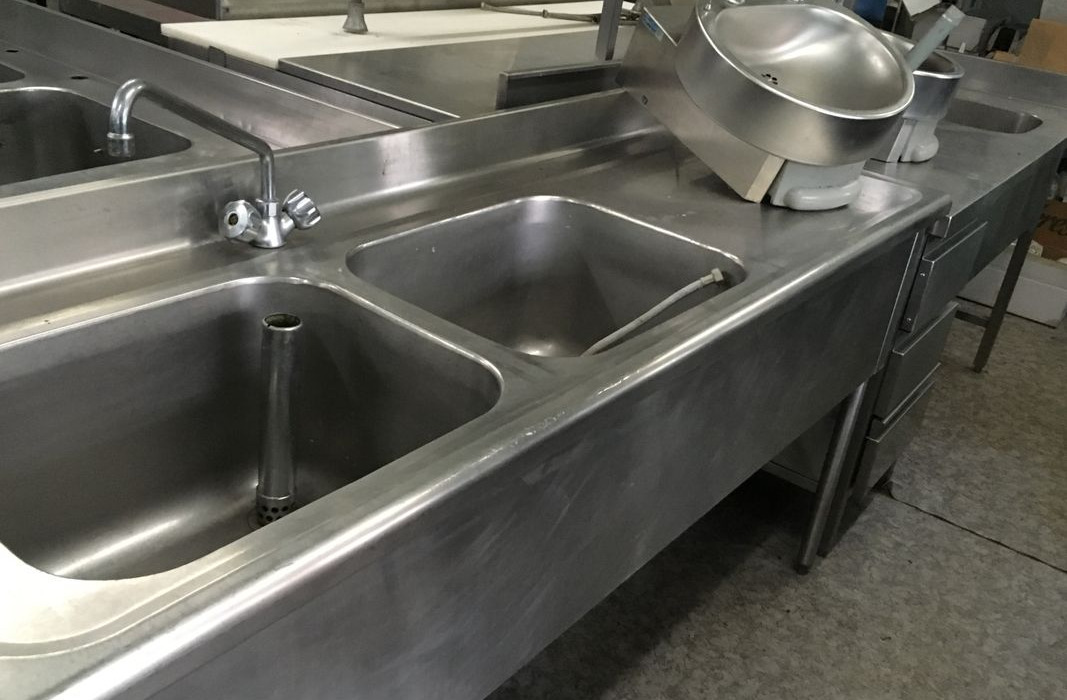 Tanks à lait inox, Bacs inox diverses dimensions,Plonges inox,armoires inox,reserves eau pluviale, - Rezervor de stocare: Foto 3 Tanks à lait inox, Bacs inox diverses dimensions,Plonges inox,armoires inox,reserves eau pluviale, - Rezervor de stocare: Foto 3