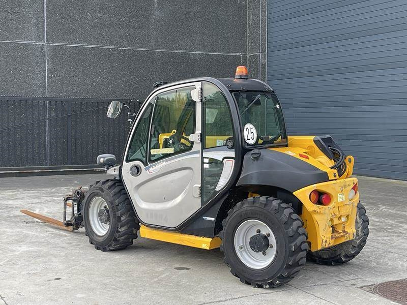 Manitou MT 420 H - Stivuitor telescopic: Foto 3 Manitou MT 420 H - Stivuitor telescopic: Foto 3