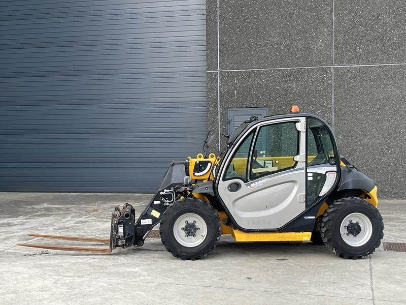 Manitou MT 420 H - Stivuitor telescopic: Foto 2 Manitou MT 420 H - Stivuitor telescopic: Foto 2